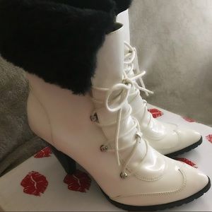 VINTAGE TWO LIPS patent leather, Fur, boots, 4 in